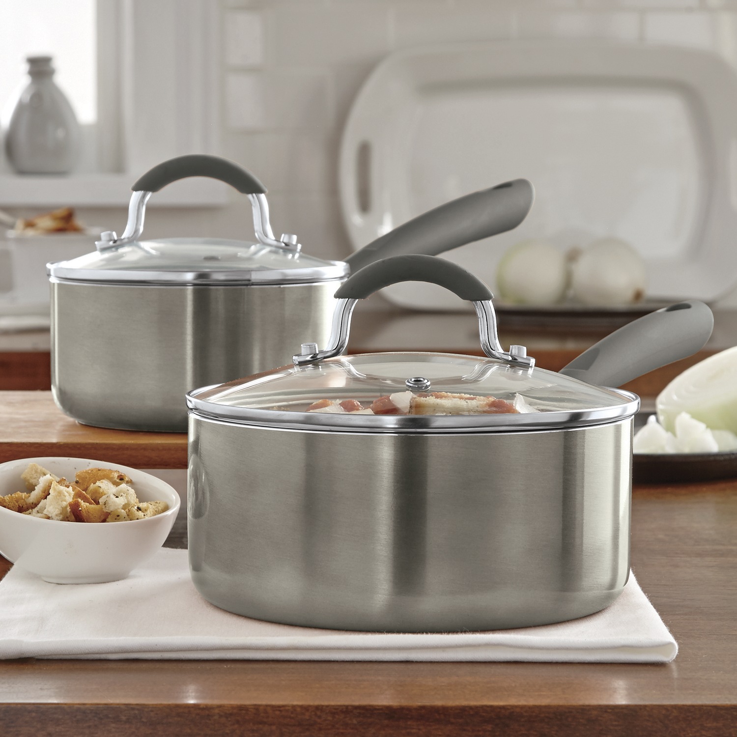 saucepan sets target