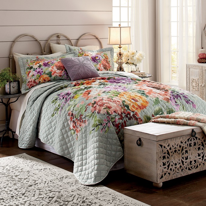 Bette Oversized Quilt, , large