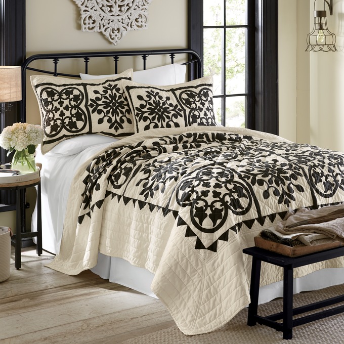 Tess Oversized Quilt, , large