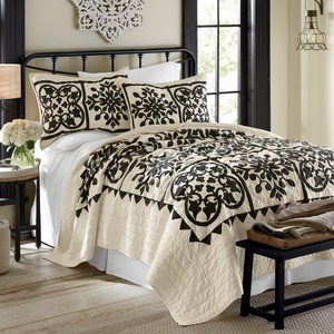 Tess Oversized Quilt, , large