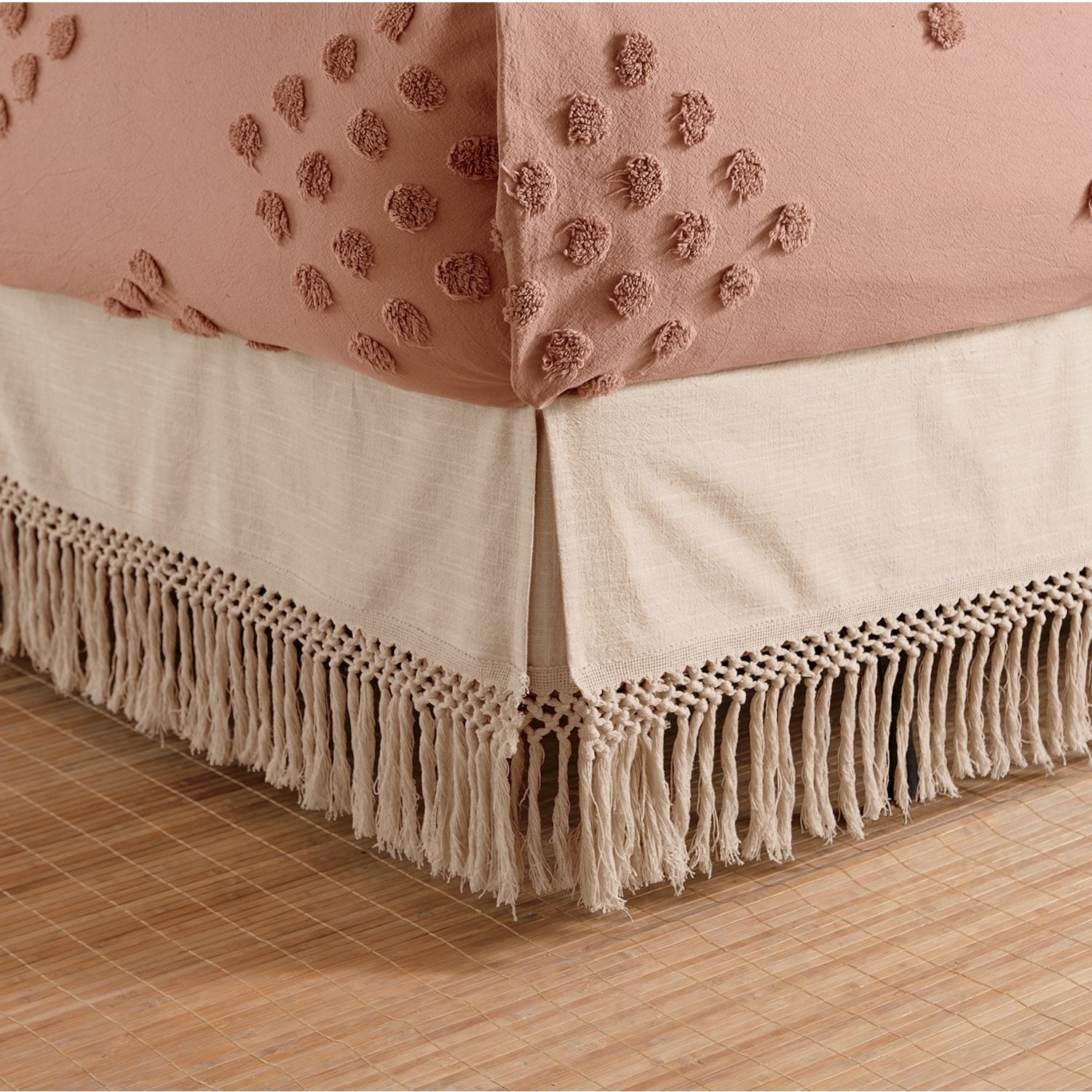 Macram Bedskirt Country Door macram-bedskirt-country-door