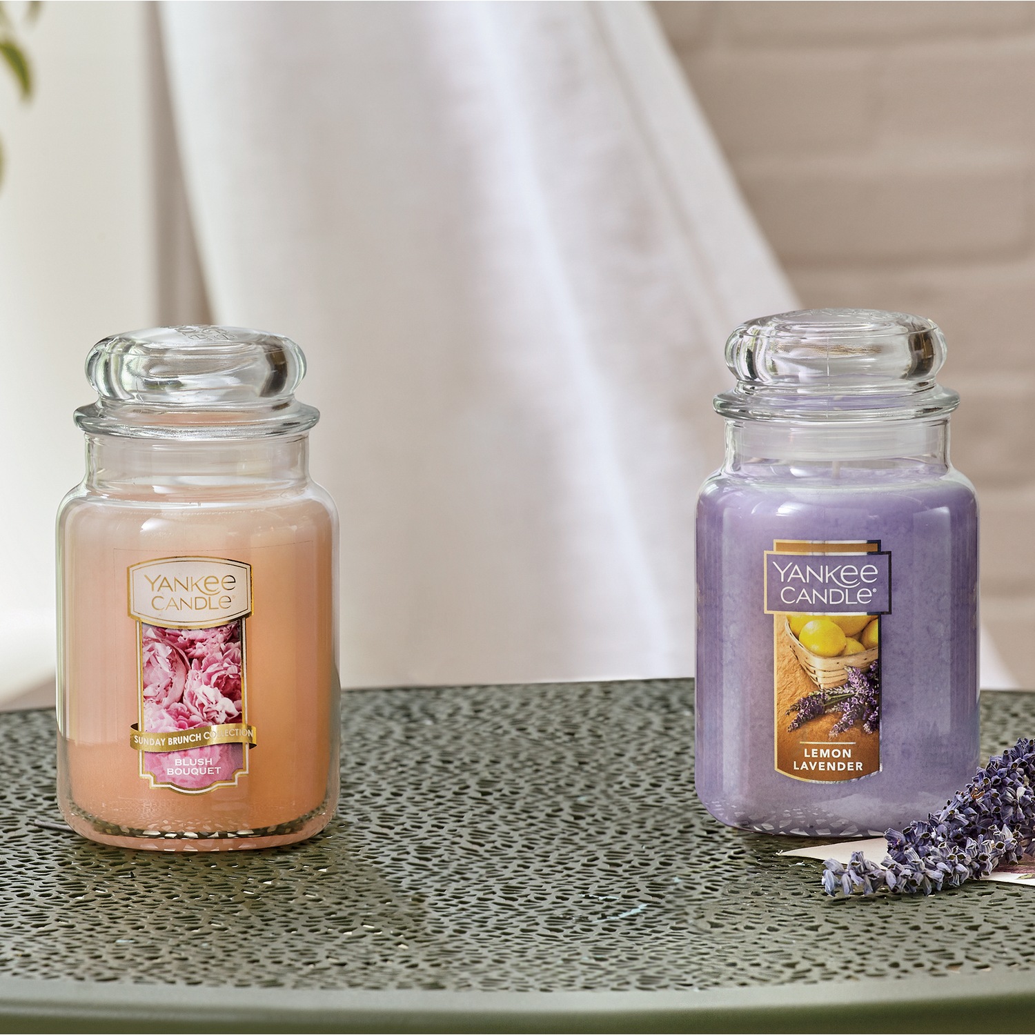 Yankee Candles Country Door