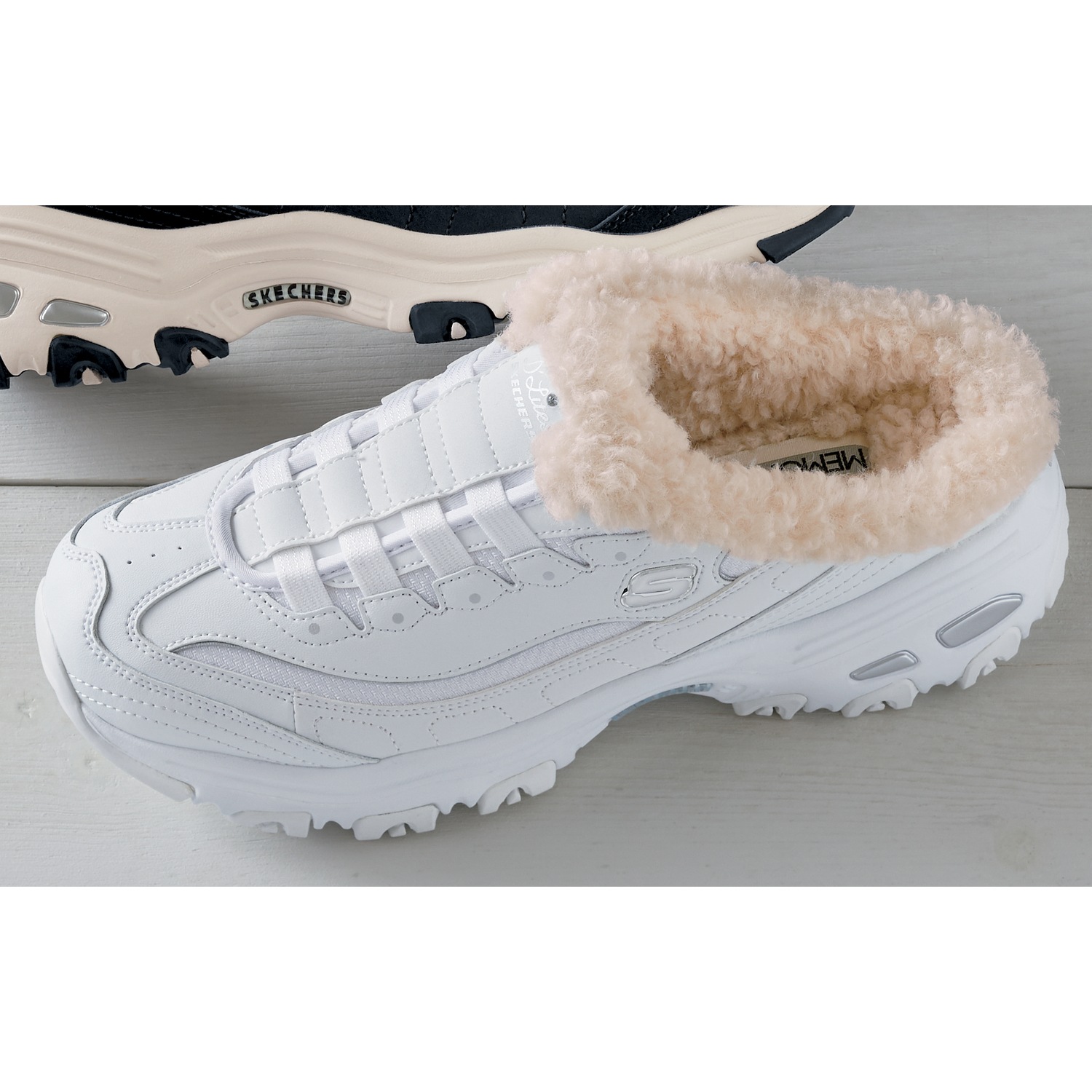 Skechers D Lites Comfy Step Mule Country Door