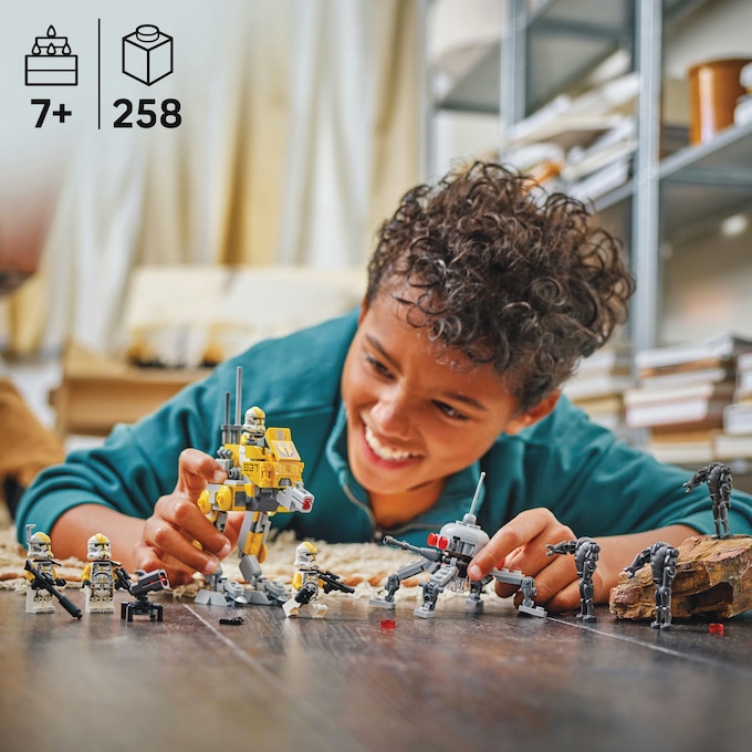 LEGO Star Wars 327th Star Corps Clone Troopers&trade; Battle Pack, , large