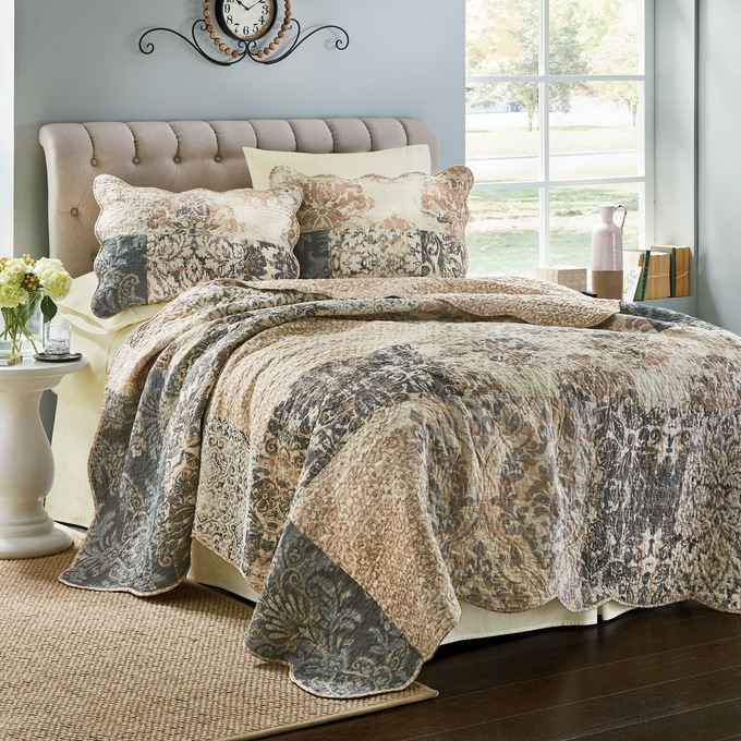 Francesca Oversized Quilt, , large