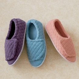 MUK LUKS Micro Chenille Quilt Slide, , large
