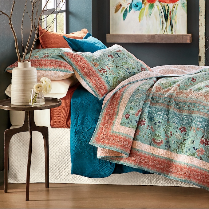 Anita Oversized Quilt And Sham