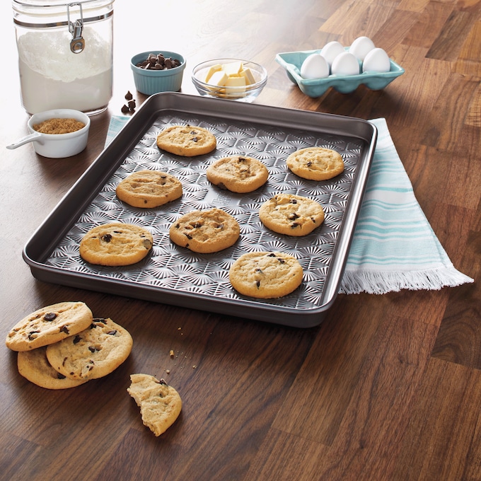 Taste of Home 18" x 13" Baking Sheet, Black, large