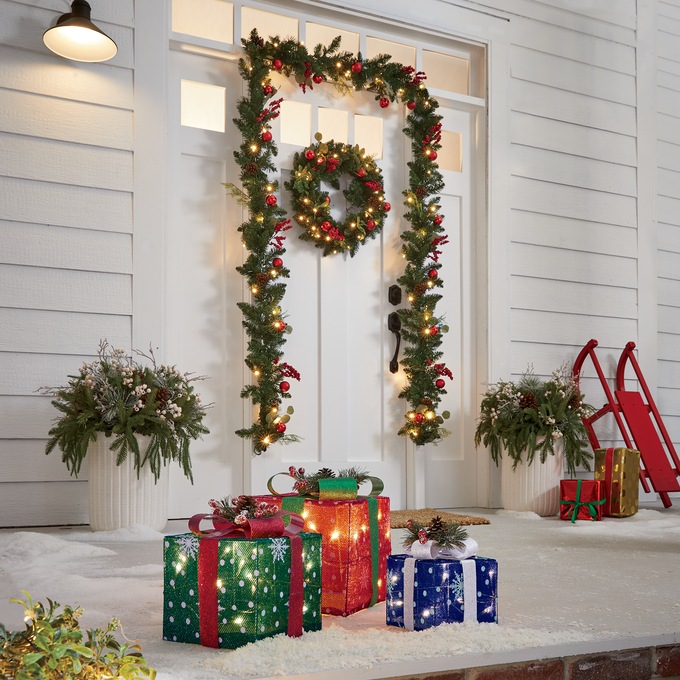 Lit Christmas Garland, , large
