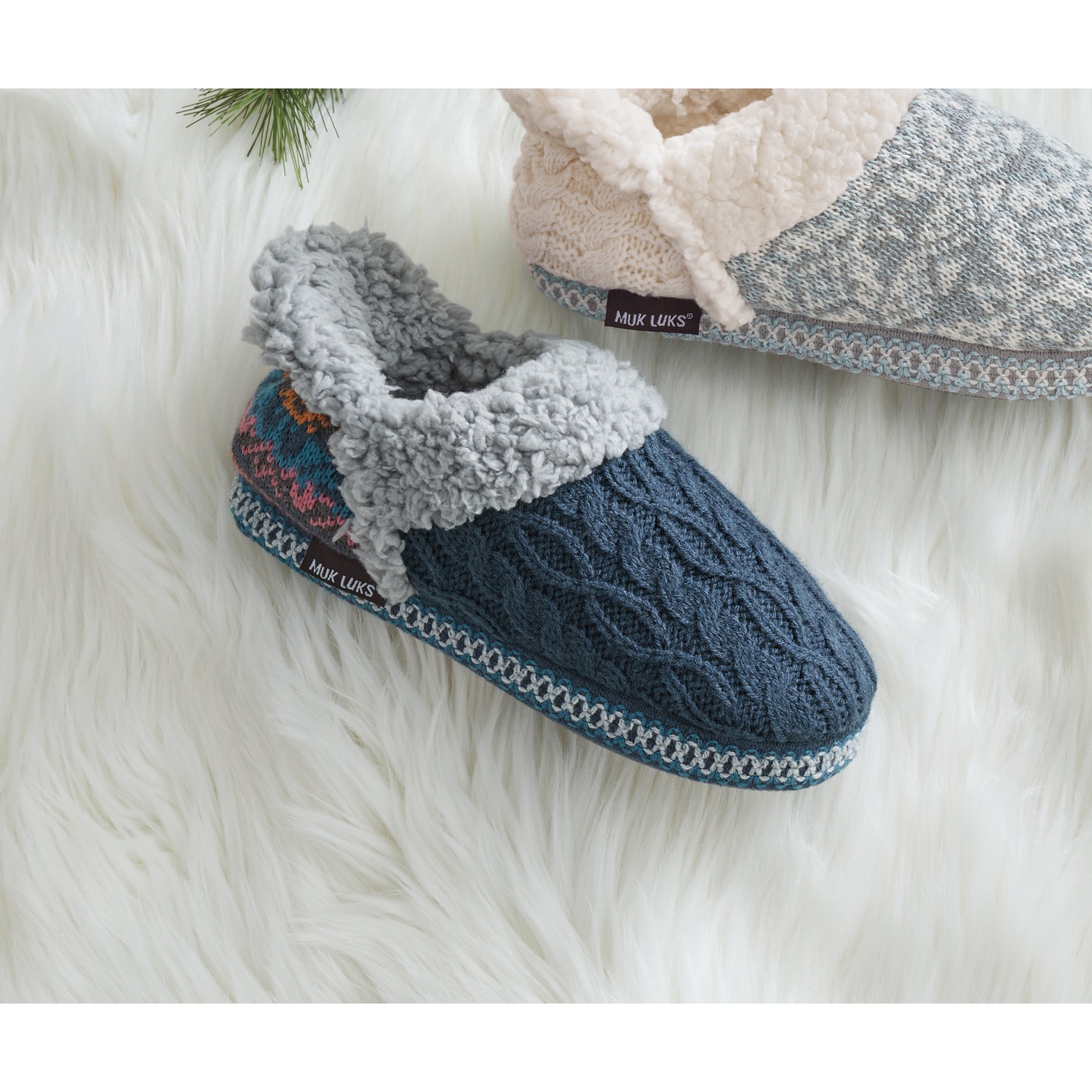 MUK LUKS Women s Magdalena Slipper Country Door