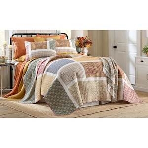 Sunfield Oversized Quilt, , large