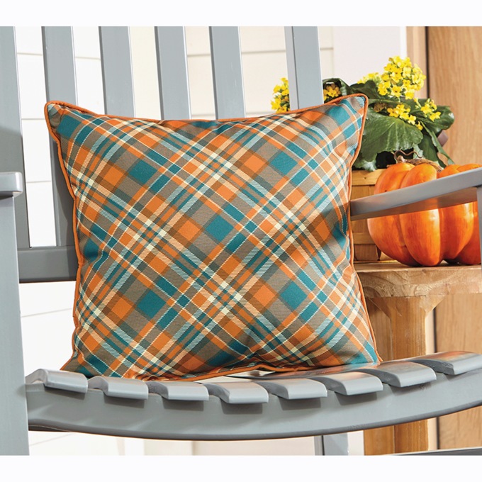 Outdoor plaid pillow 2025