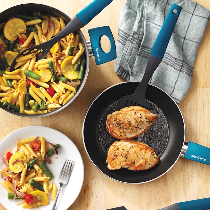 Taste of Home 9.5" Nonstick Aluminum Skillet, , large