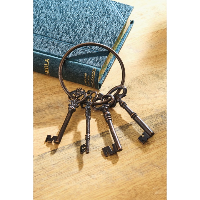 Vintage-Style Keys Hanging D&eacute;cor, Black, large