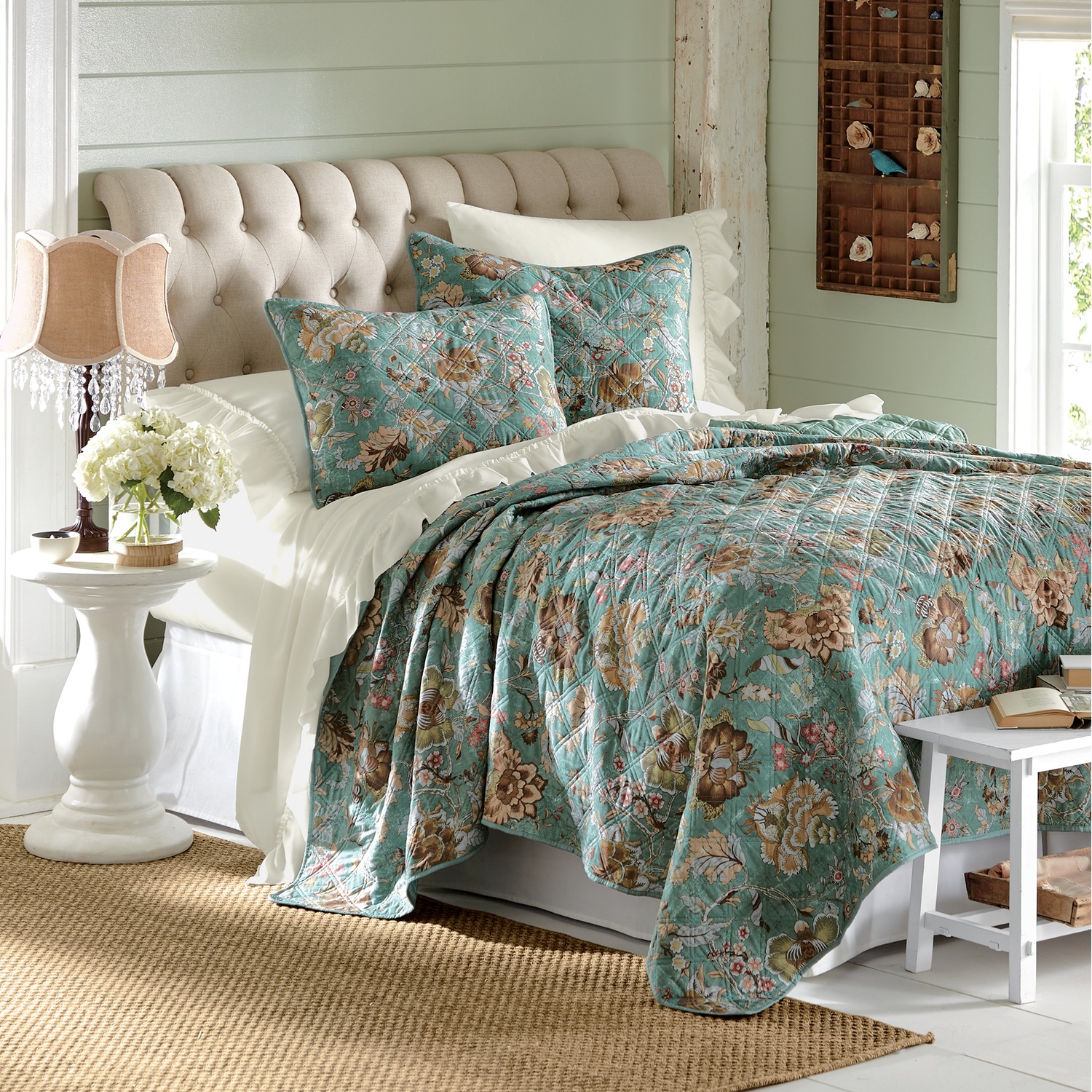 Adaline Oversized Quilt Country Door