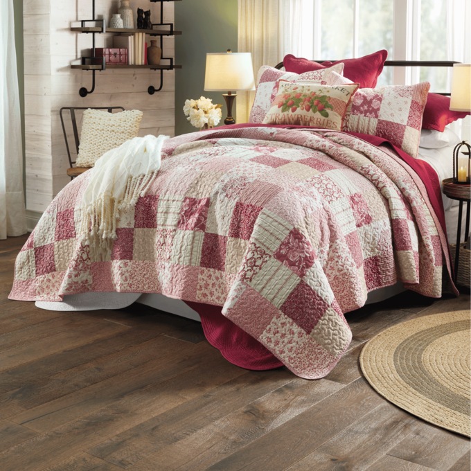 Mason Oversized Quilt, , large
