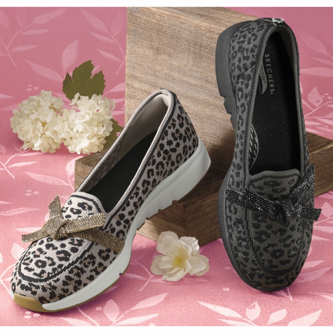 Skechers Women's Arch Fit Living Loafer, , large