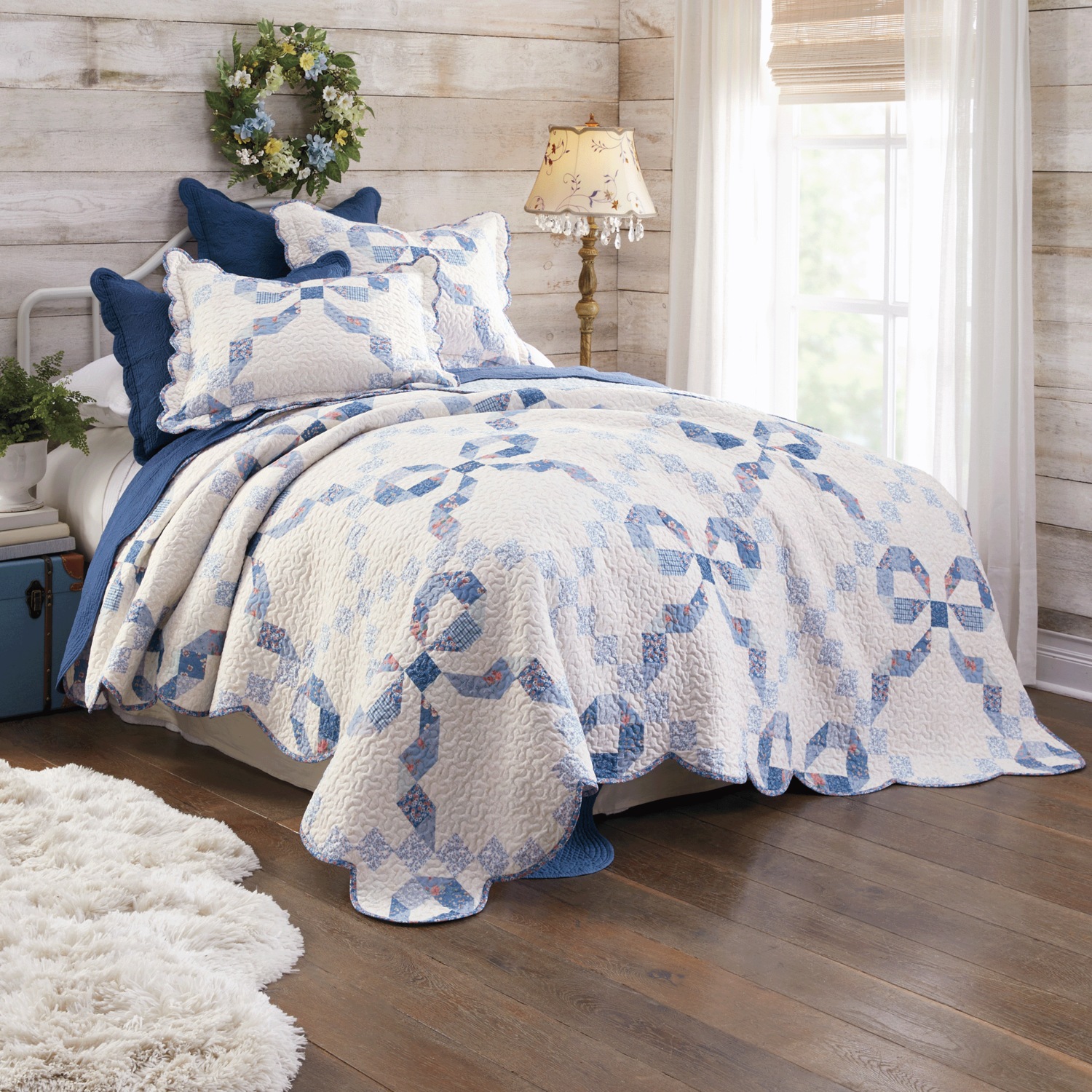 Genevieve Bow Oversized Quilt and Sham | Country Door