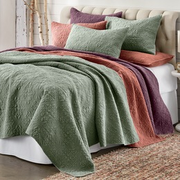 Quilts And Bedspreads Rustic Farmhouse Style Affordable Prices Country Door
