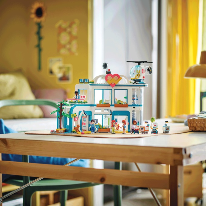 LEGO Friends Heartlake City Hospital  , , large