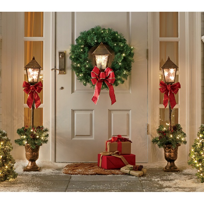 Wreath with Lantern, , large