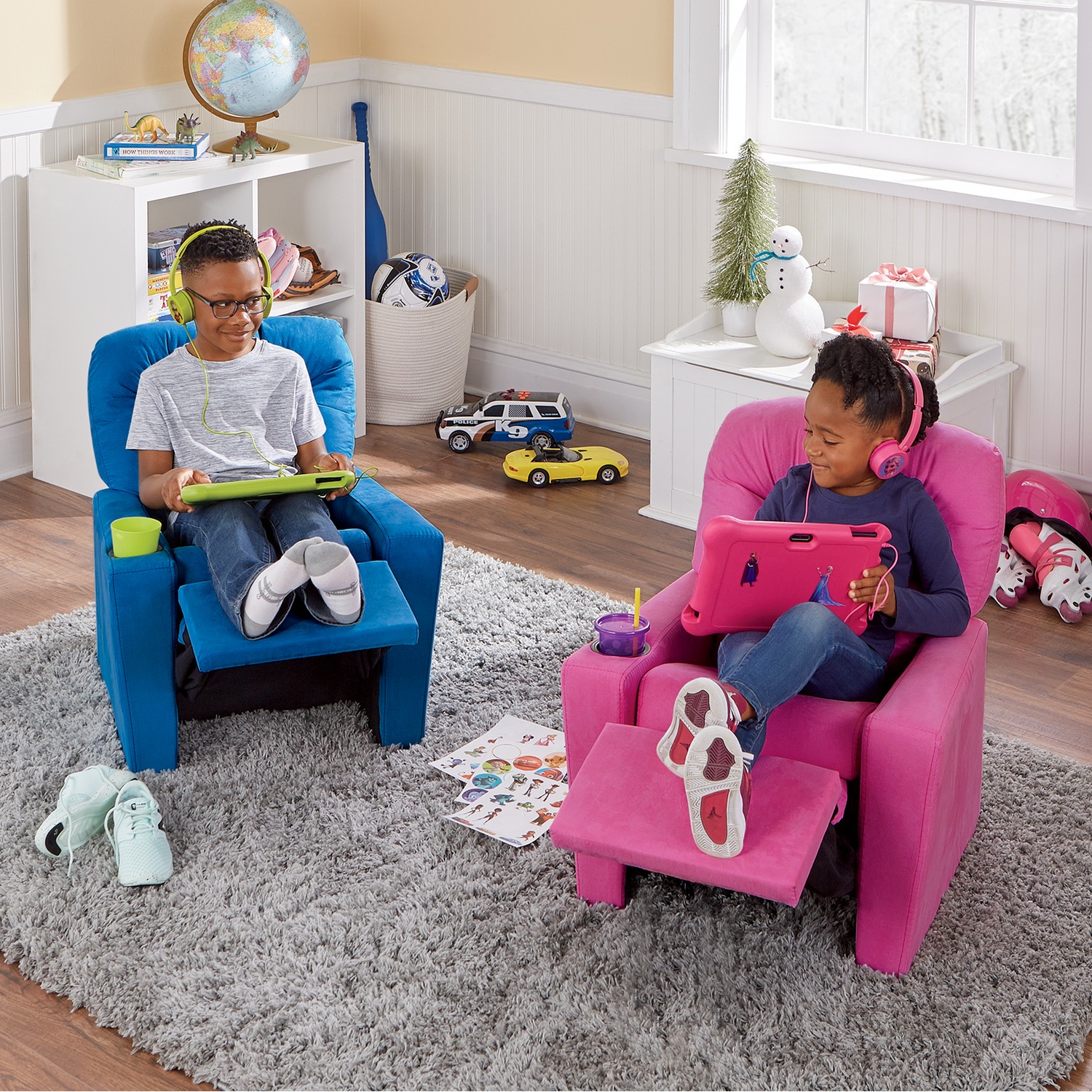 Child size recliner outlet