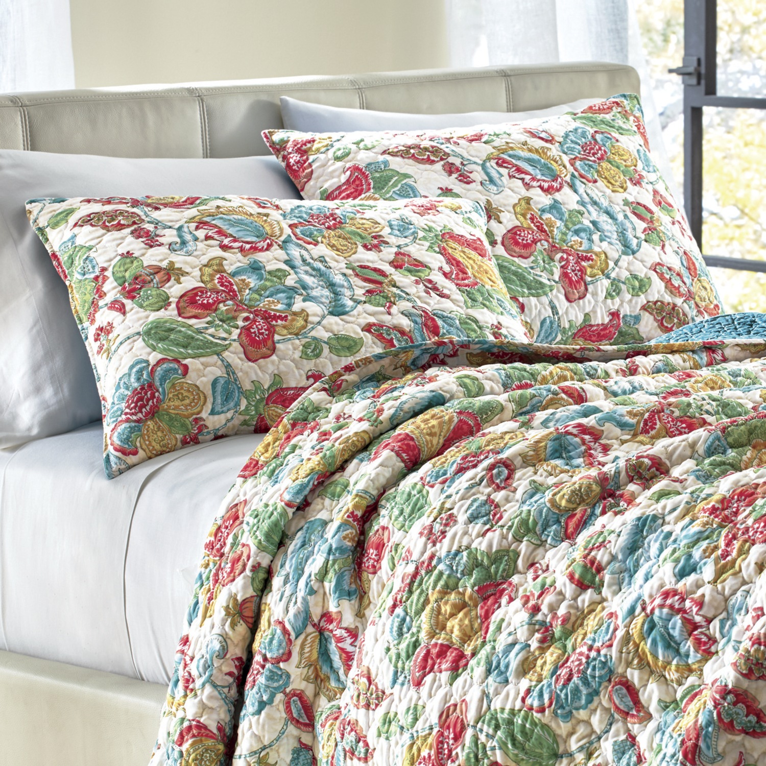 Your Choice Quilts and Sham Country Door