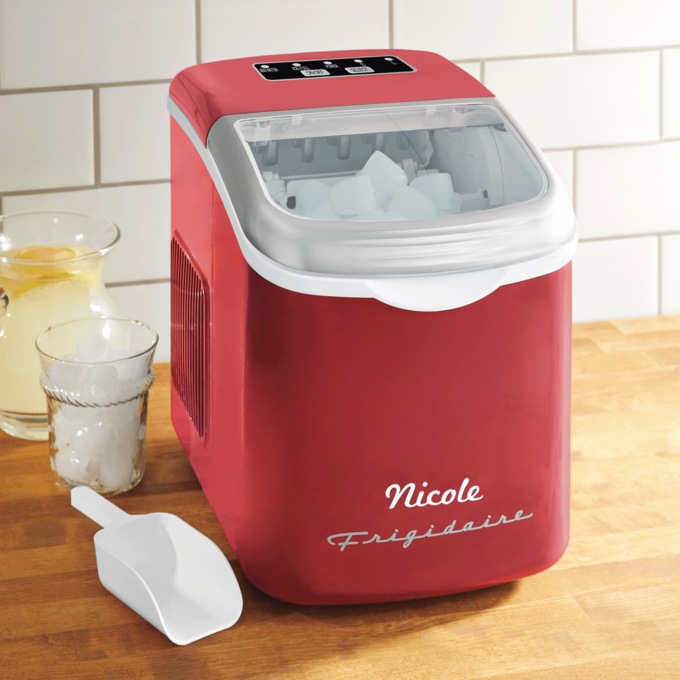 Frigidaire Retro 26-lb. Ice Maker, , large