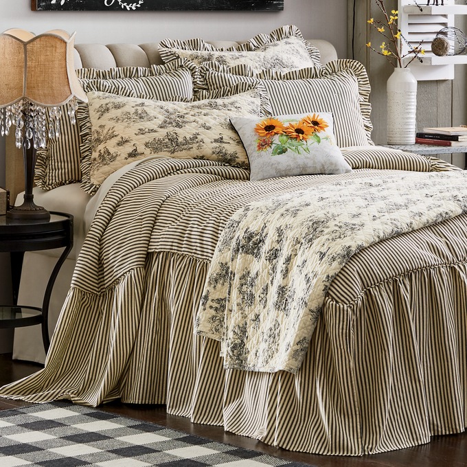 Toile Quilt Country Door ✔️customizable select up to 4 different fabrics for. toile quilt