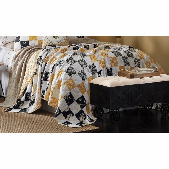 Busy Bee Oversized Quilt, , large