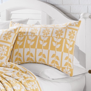 Hart Matelassé Flower Sham, , large