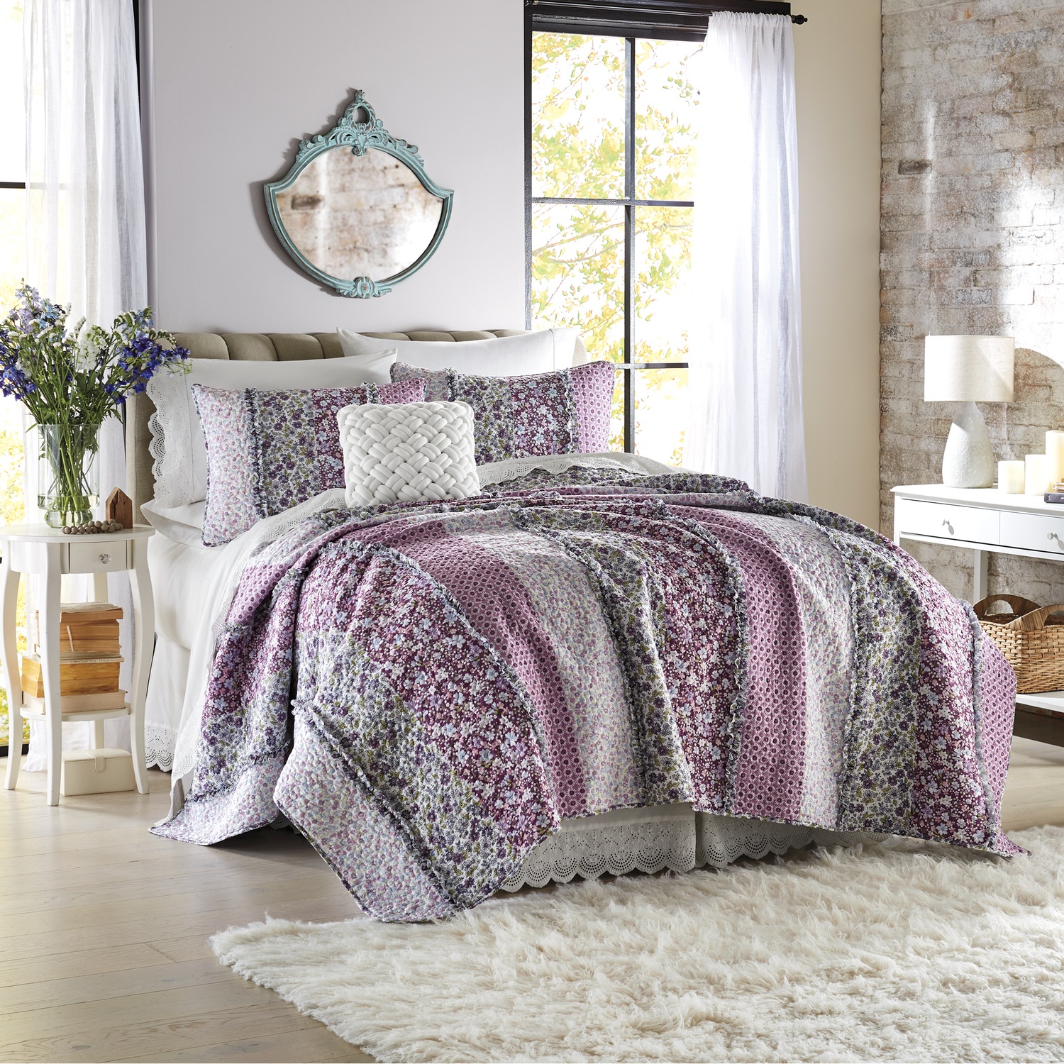 Claire Oversized Quilt Country Door