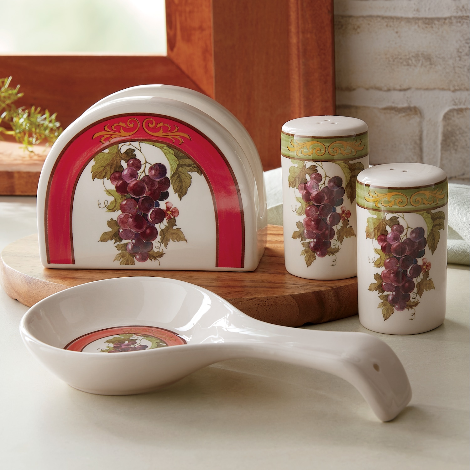 Concord Grape Dinnerware, Canister and Stovetop Sets and ...