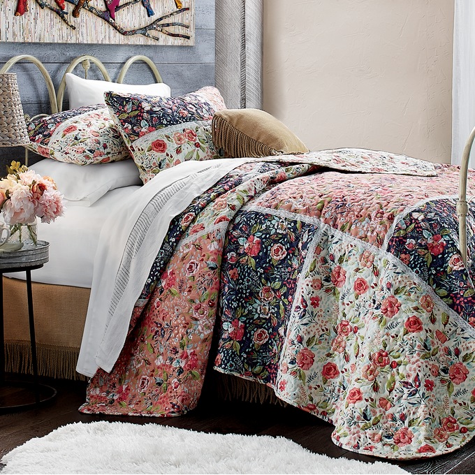 Aria Oversized Quilt, , large