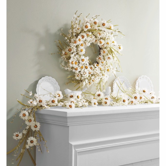 Faux-Daisy Floral Wreath, , large
