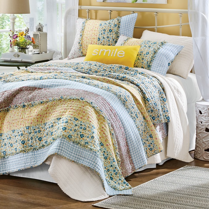 Bluebell Oversized Quilt, , large