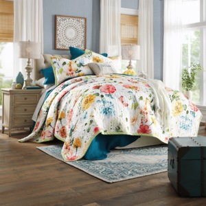 Flora And Fauna Oversized Quilt, , large
