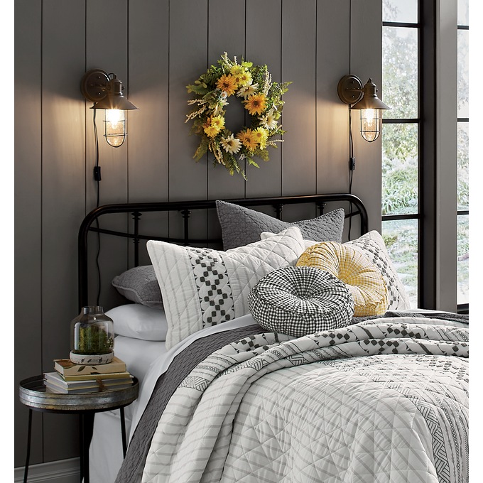 Kaitlin Sconce, , large