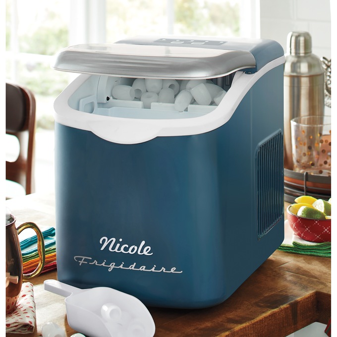 Frigidaire Retro 26-lb. Ice Maker, , large