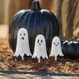 Set of 3 Metal Ghost Stakes, , large