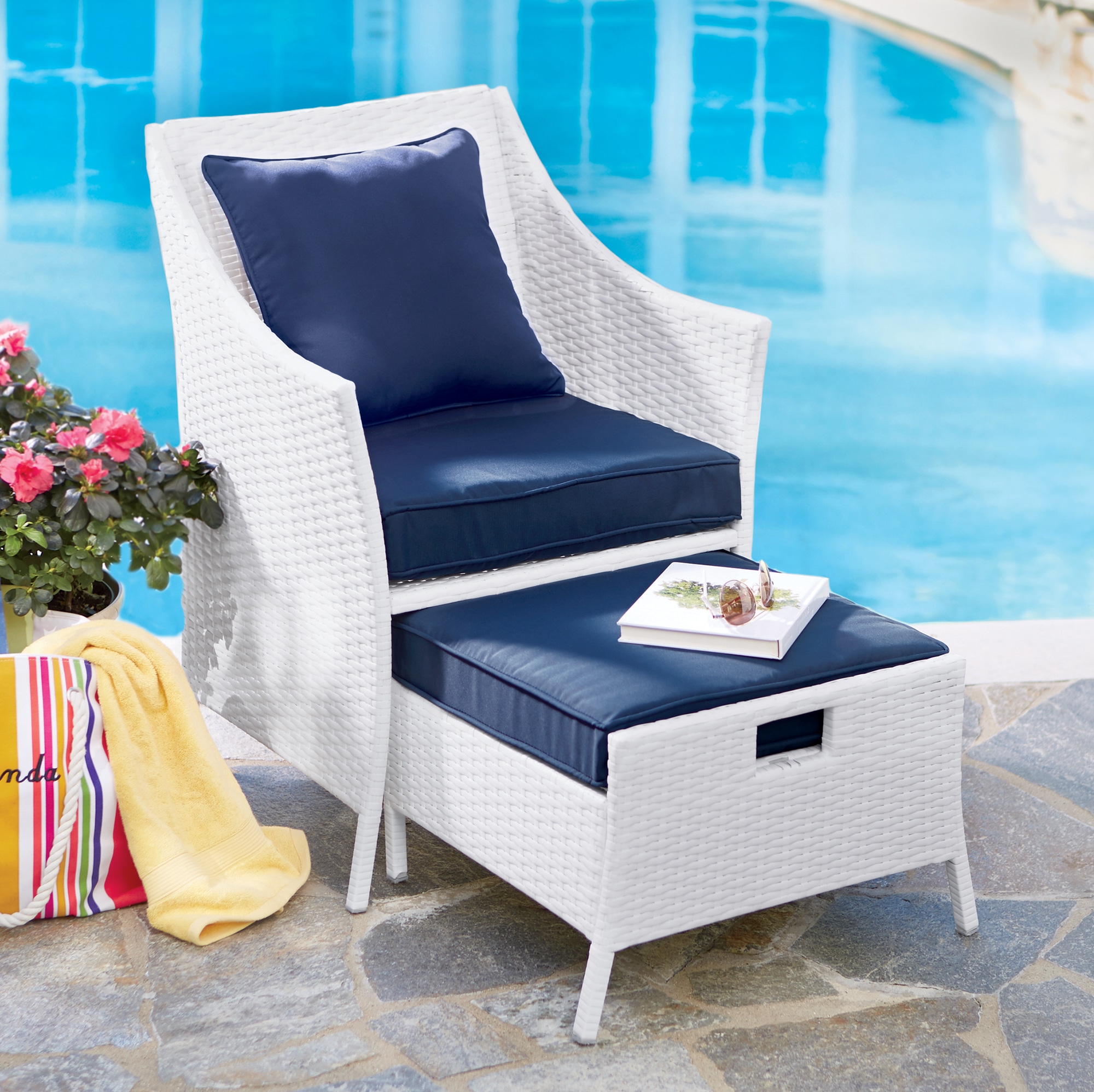 Wicker chairs with ottoman underneath outlet
