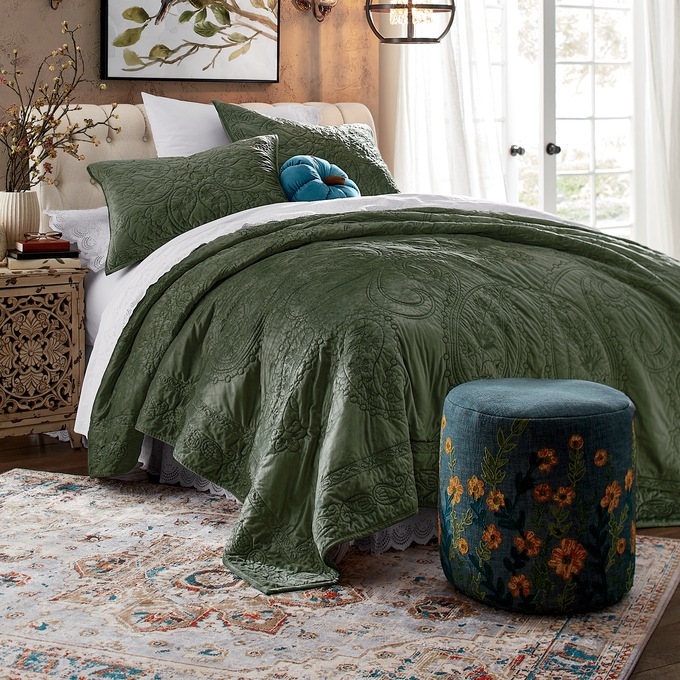 Delphine Oversized Velvet Quilt and Sham, , large