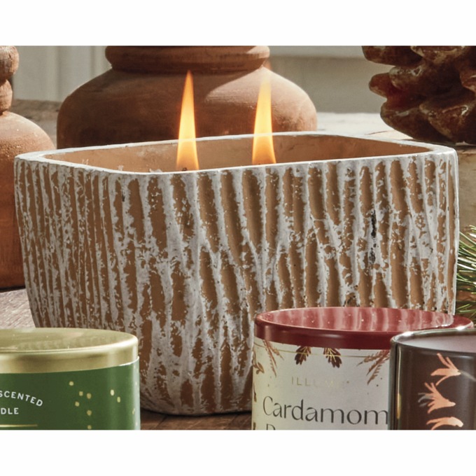 Scented Candle in Grooved Candleholder, , large